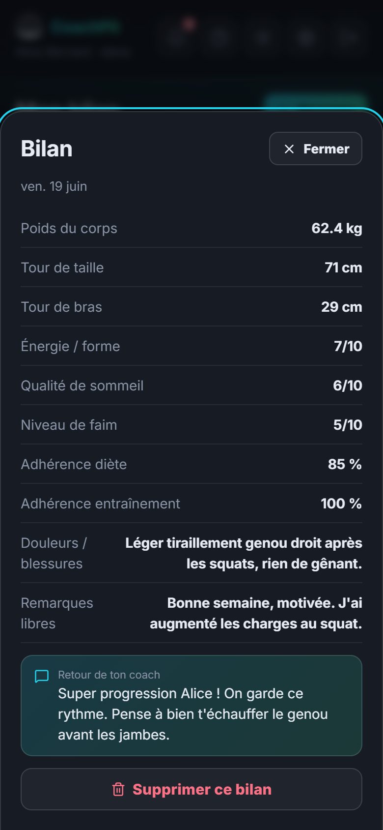 Écran de bilan CoachPit sur téléphone : poids, mensurations, ressenti et retour du coach